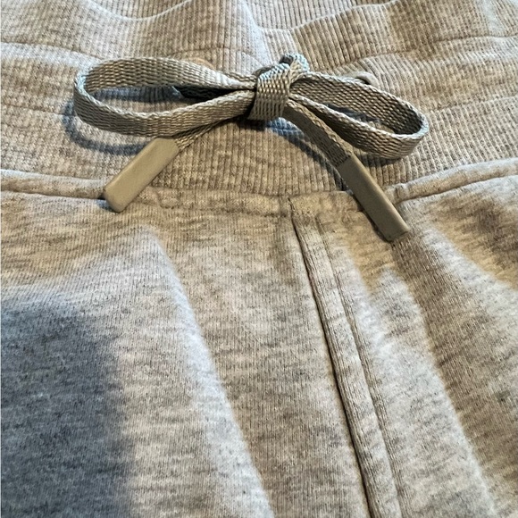 Lululemon Warm Down Jogger *28"
Heathered Vapor - Picture 9 of 11